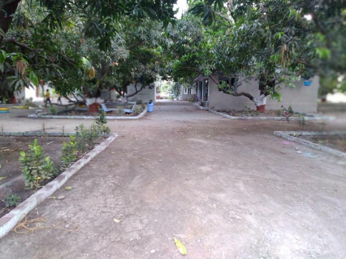 Shiv Farm House Hotel Sasan Gir Exterior foto